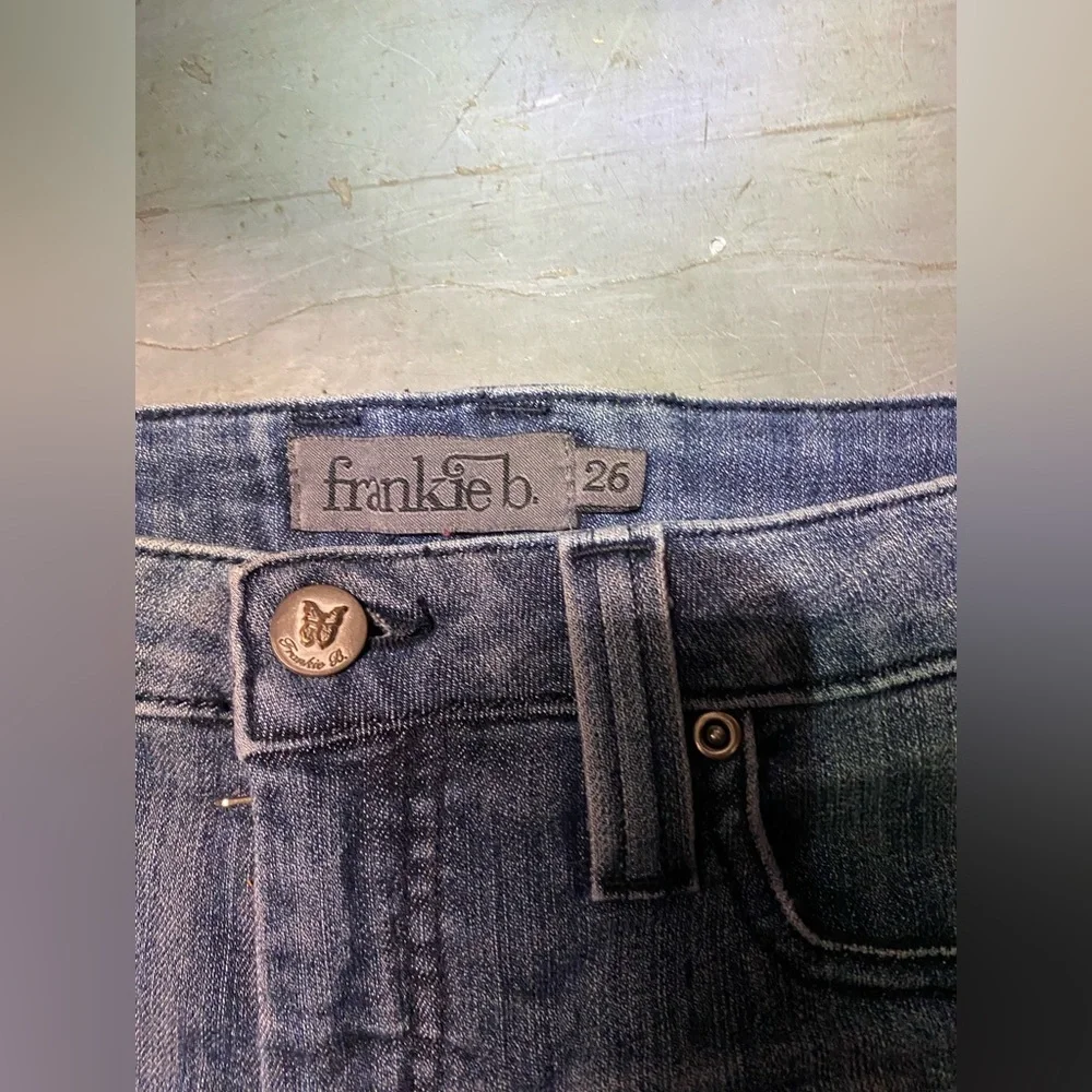 THE Frankie B. Jean shorts